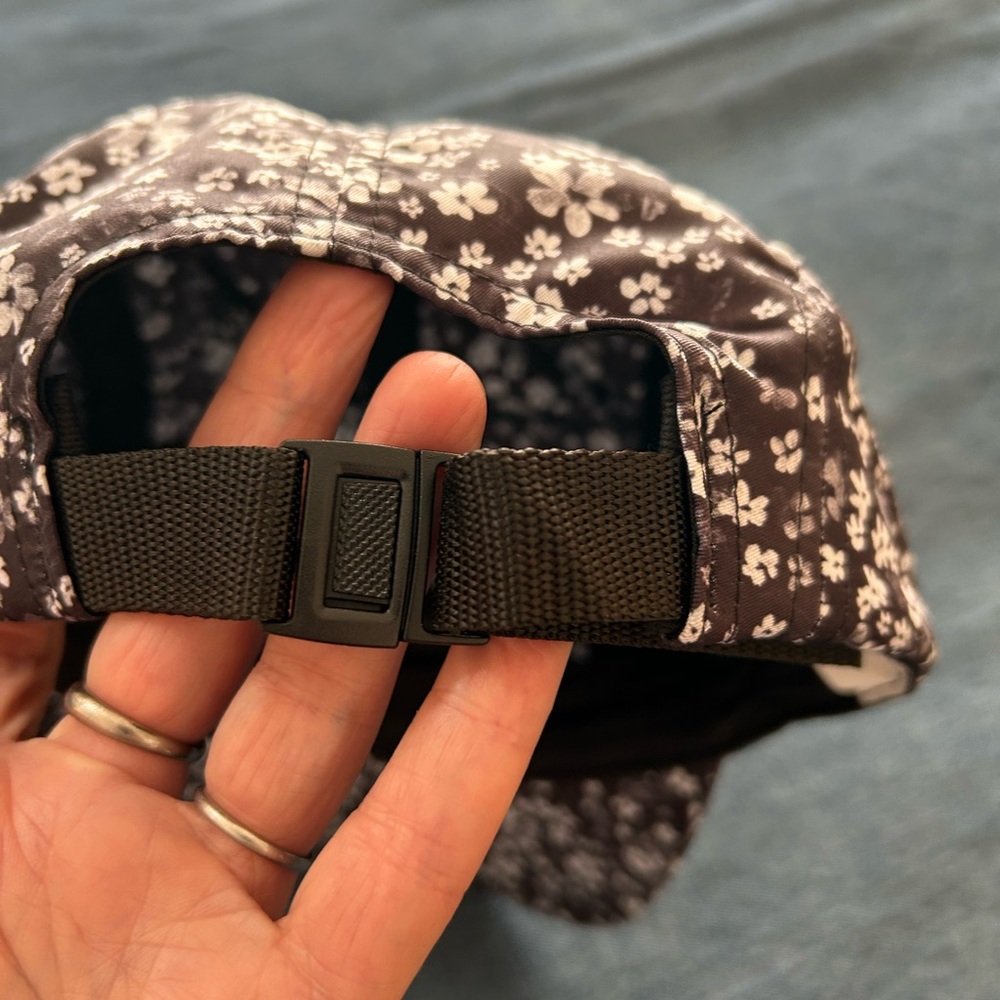 NWOT SKIDA Original Brim Hat. Color: Daisy Jones. Adjustable. Super cute! - Picture 5 of 10